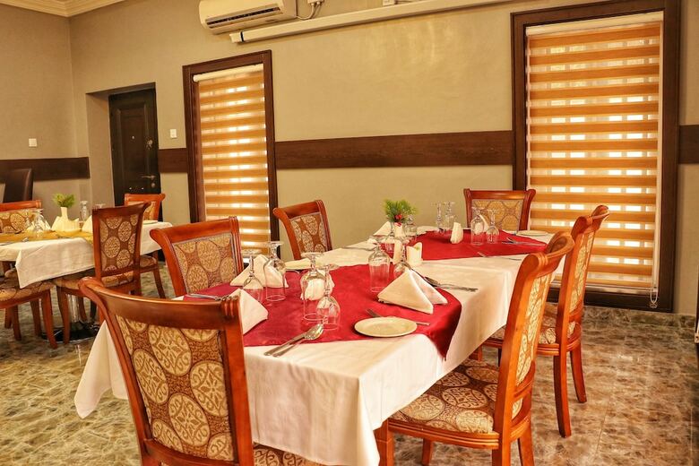 Hotel Bayse One Premium