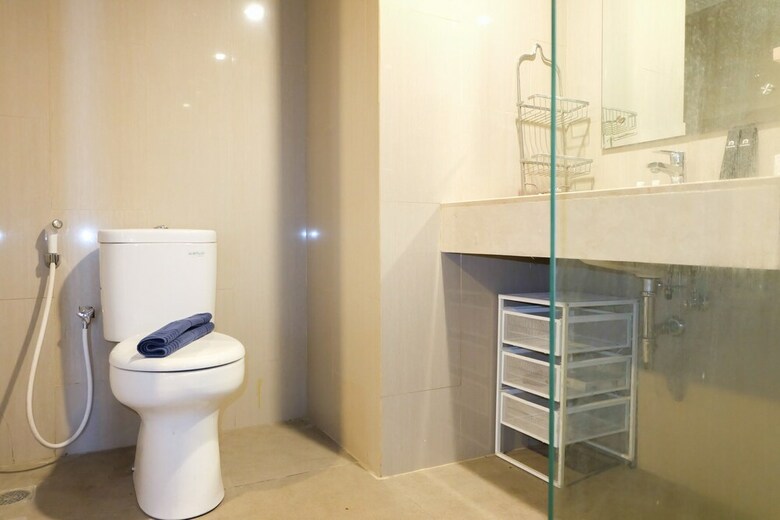 Best Location Studio H Residence Apartment