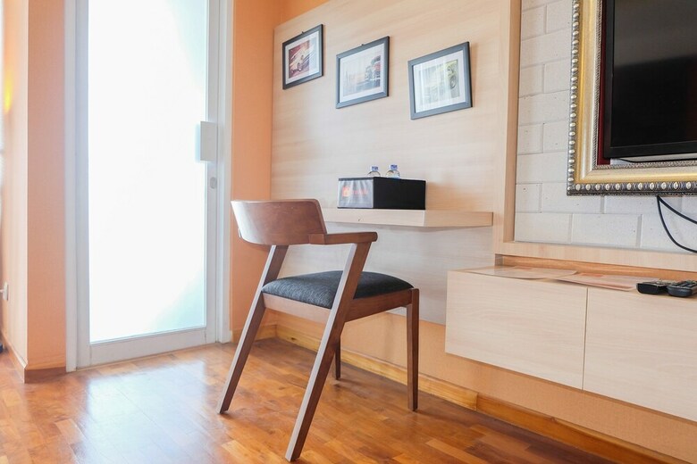 Best Location Studio H Residence Apartment