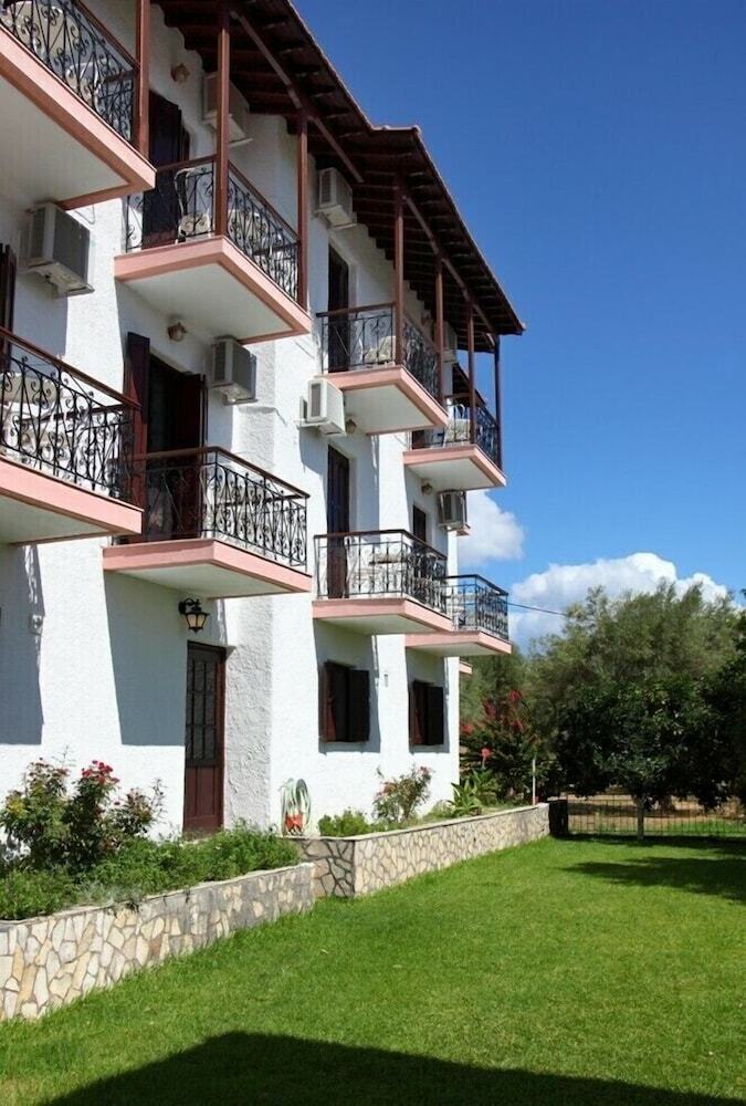 Hotel Nostos