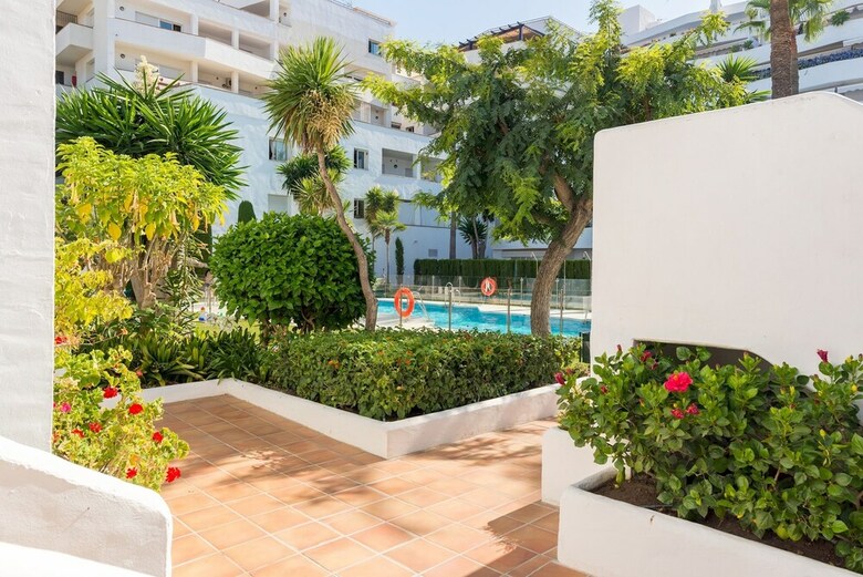 Malagasuite Marbella Solarium & Pool Apartment