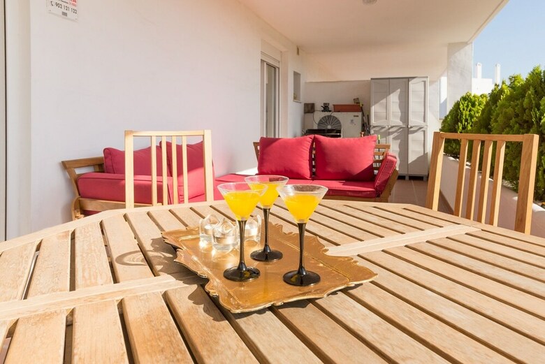 Malagasuite Marbella Solarium & Pool Apartment