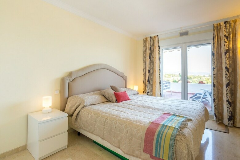 Malagasuite Marbella Solarium & Pool Apartment