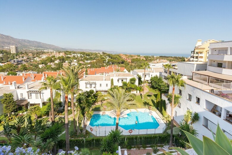 Malagasuite Marbella Solarium & Pool Apartment