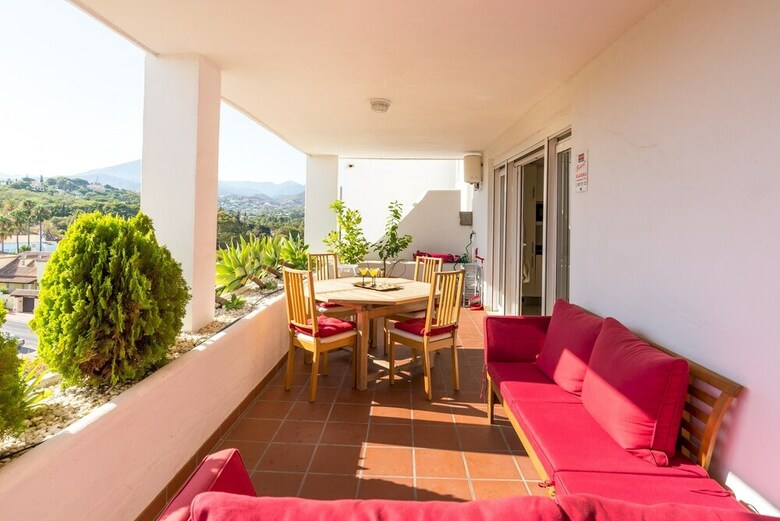 Malagasuite Marbella Solarium & Pool Apartment