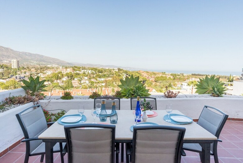 Malagasuite Marbella Solarium & Pool Apartment