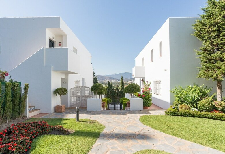 Malagasuite Marbella Solarium & Pool Apartment
