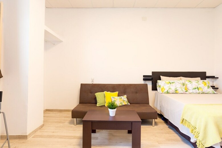 Malagasuite Fuengirola Holiday Apartment
