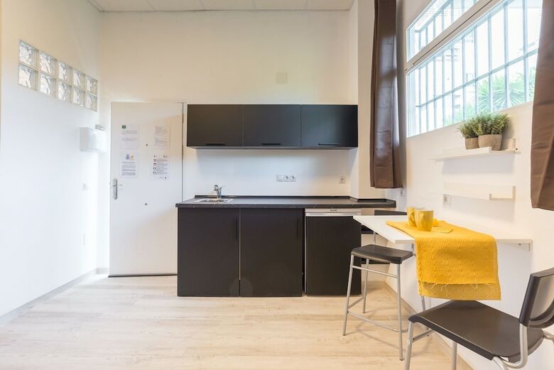 Malagasuite Fuengirola Holiday Apartment