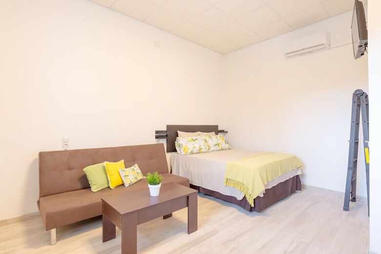 Malagasuite Fuengirola Holiday Apartment
