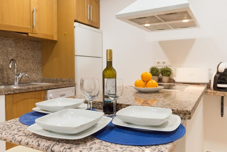 Malagasuite Marbella Beach Apartment