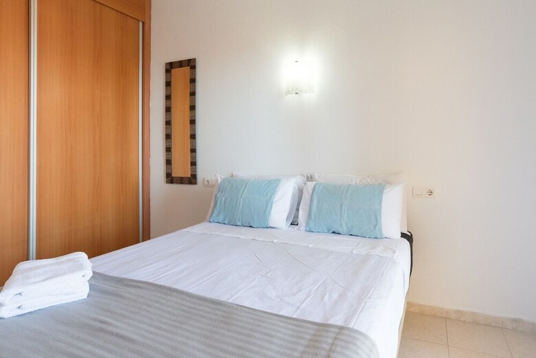 Malagasuite Higueron Beach&pool Apartment