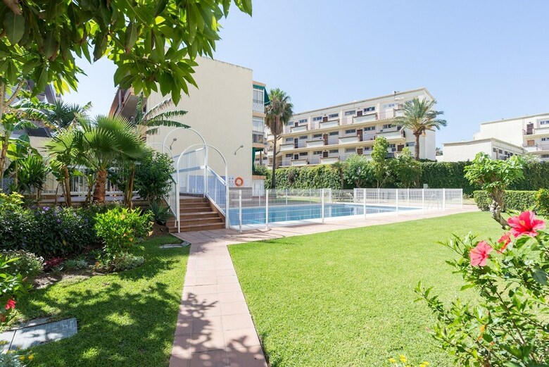 Malagasuite Front Beach Torremolinos Apartment