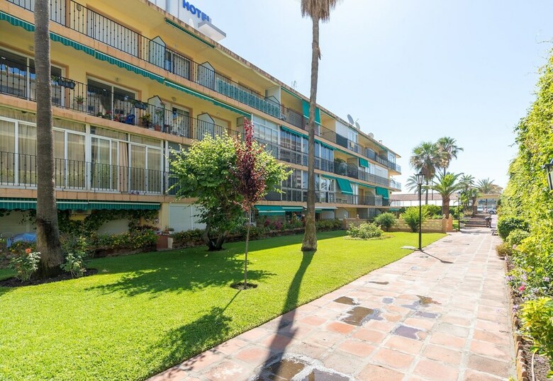 Malagasuite Front Beach Torremolinos Apartment