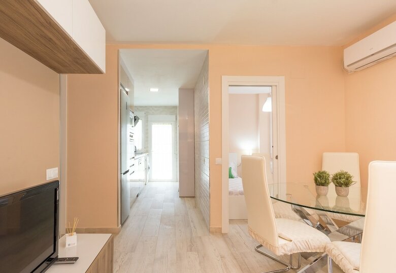 Malagasuite Bajondillo Beach Apartment