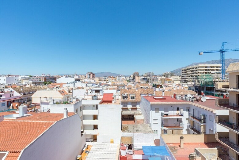 Malagasuite Fuengirola Port Apartment