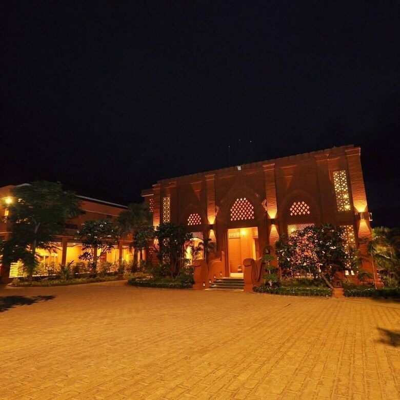 Bagan Wynn Hotel