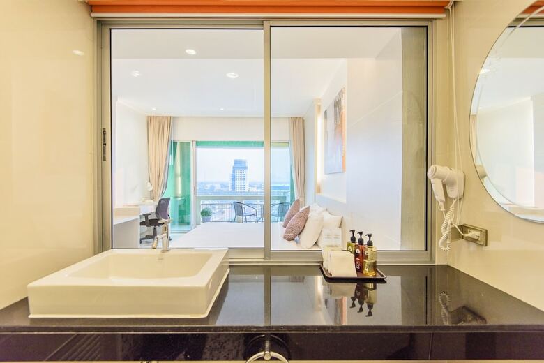 Hotel Roomromo By Rompo