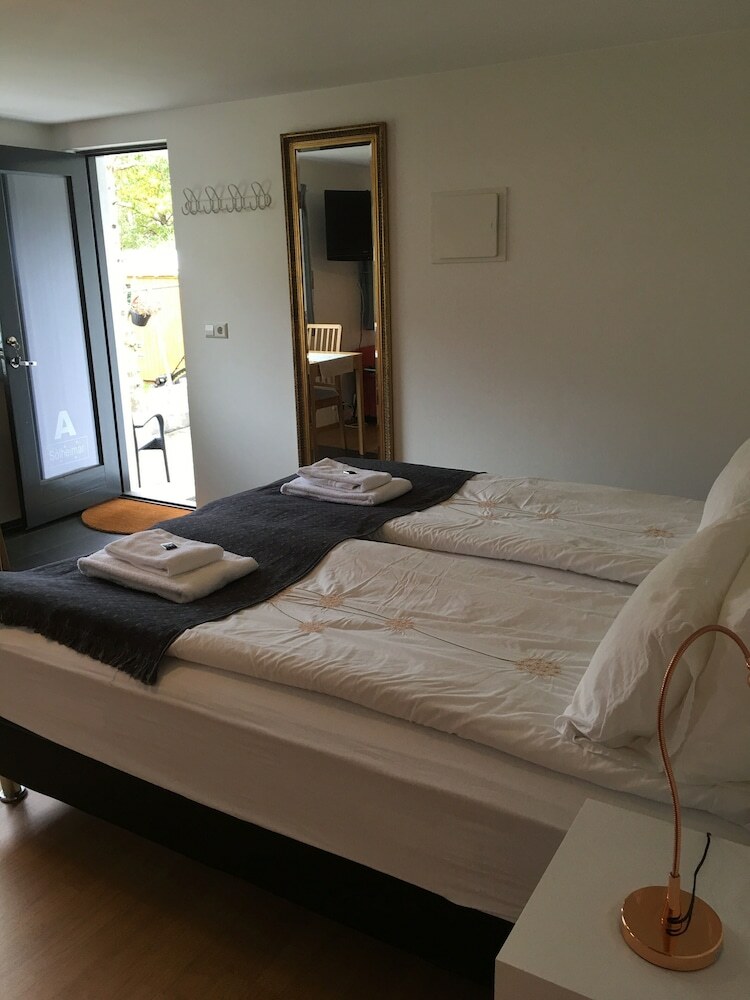 S�lheimar Studio Apartments