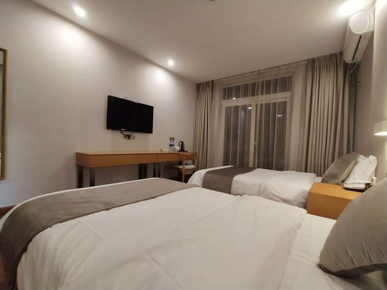 Kbl Hotel