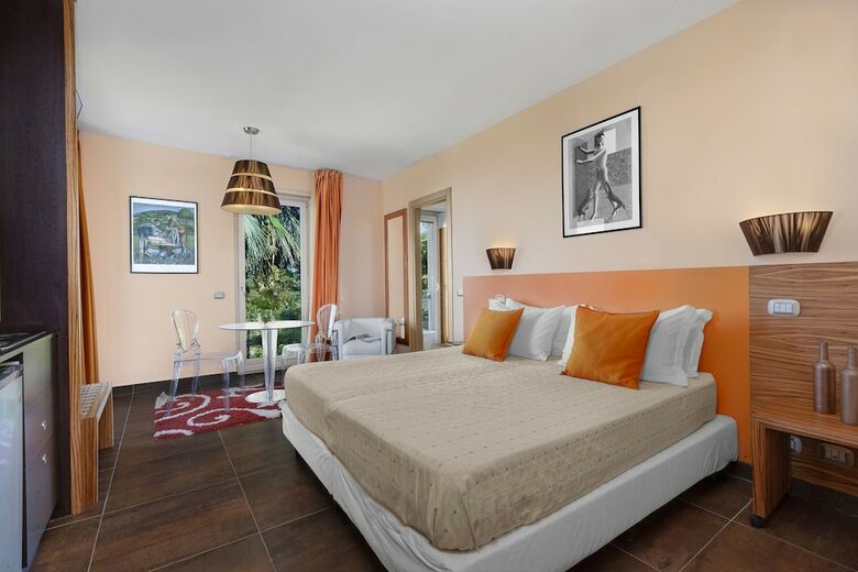 Villa Elia