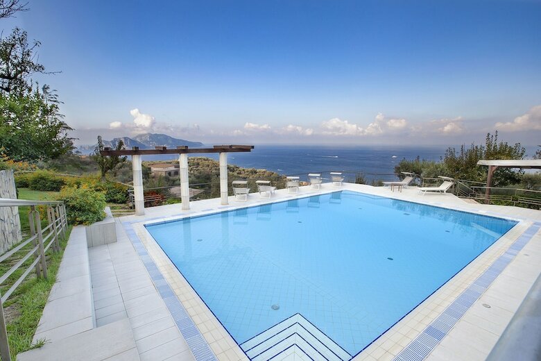 Villa Elia