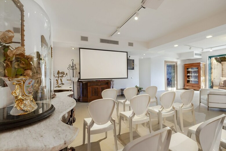 Villa Elia