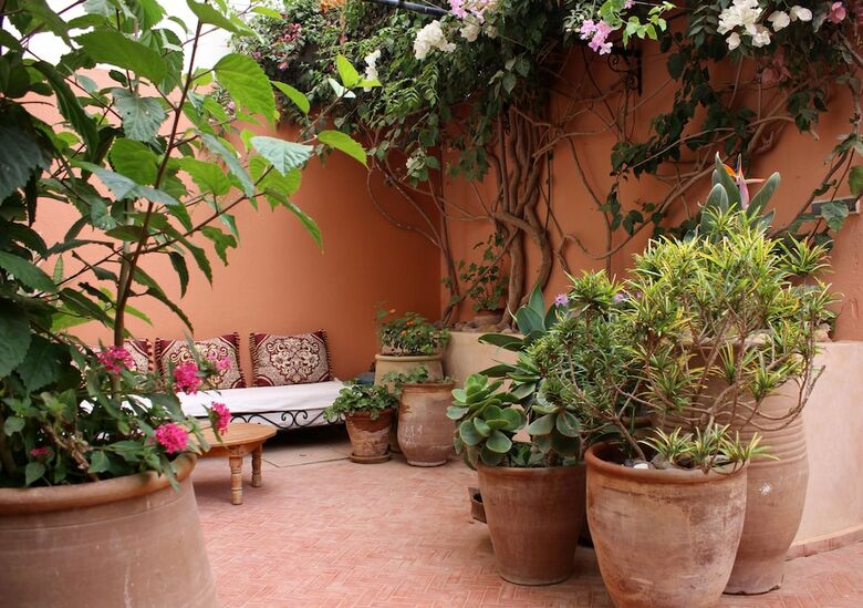 Hotel Tifawin Home & Garden