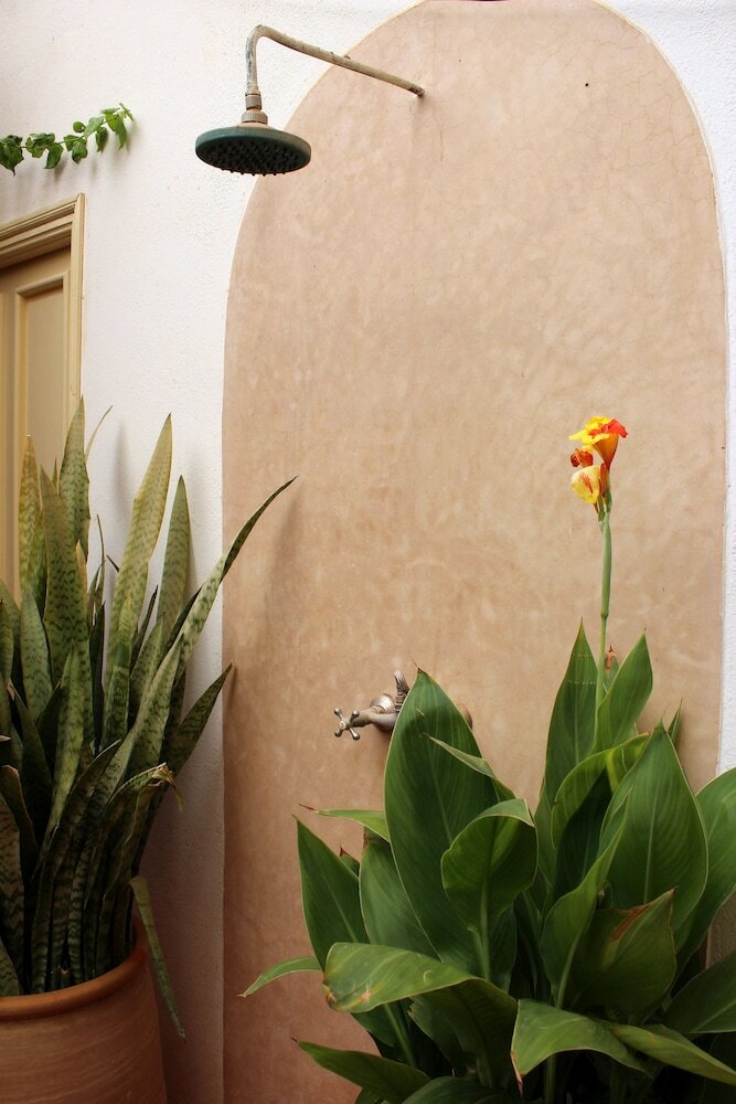 Hotel Tifawin Home & Garden