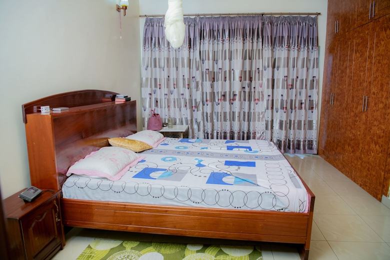 Hotel Gaju House