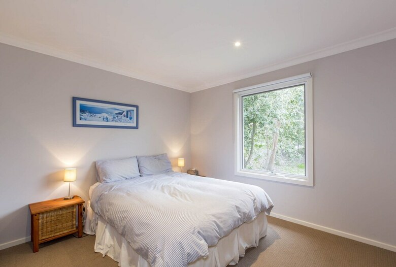 Breezes - Pet Friendly