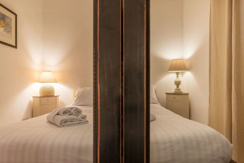 Indipendent Access Apartment In Largo Orbitelli - Ac/wi-fi