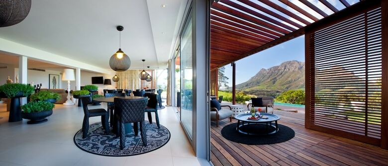 Hotel Clouds Estate