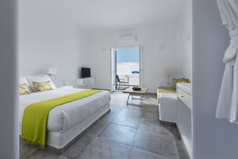 Anemomilos Hotel & Apartments