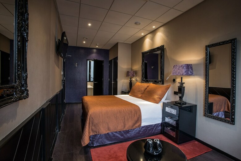 Hotel Sebastian's