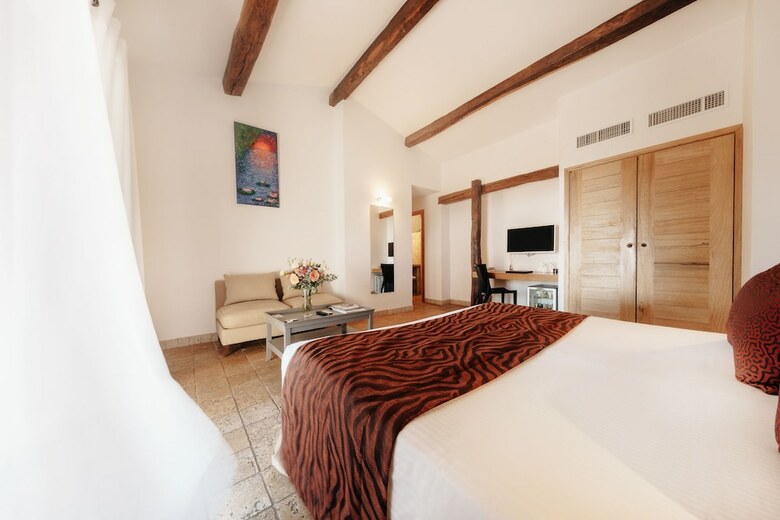 Hotel Les Bergeries de Palombaggia