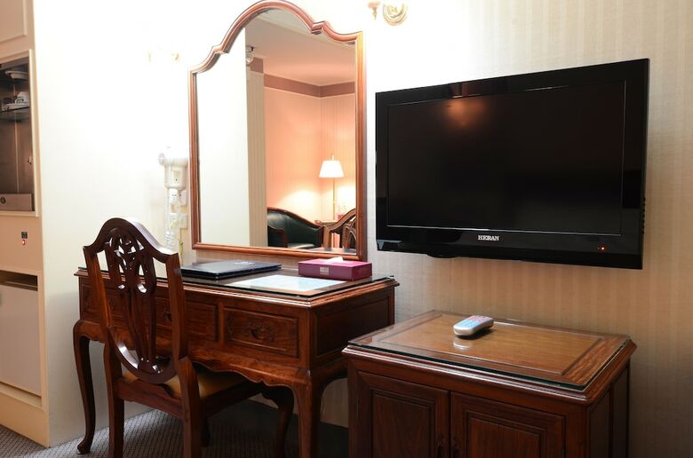 Majesty Hotel
