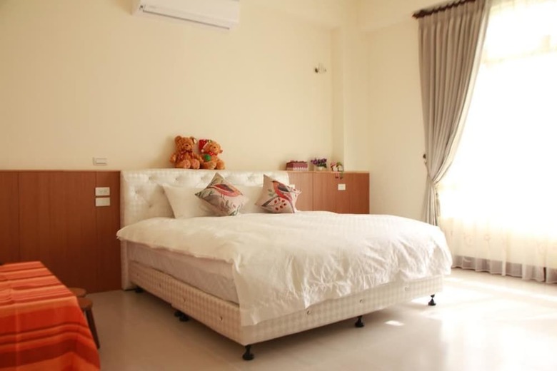 Bed & Breakfast Flower 280