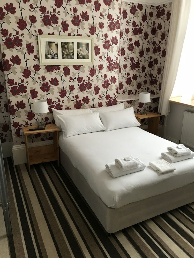 The Glenwood Hotel