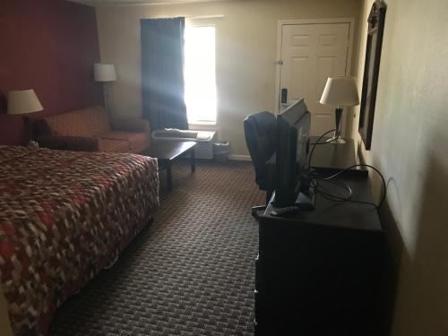 Motel Royal Inn - Anniston