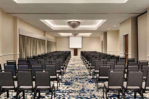 Hotel Embassy Suites Monterey Bay - Seaside