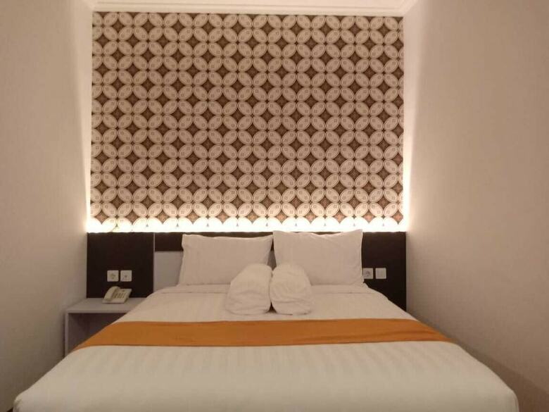 Hotel Front One Boutique Tugu Muda Semarang