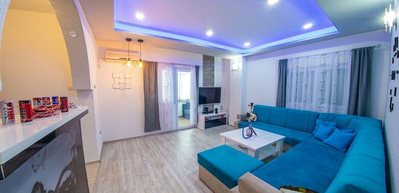 Apartment Blue Sky