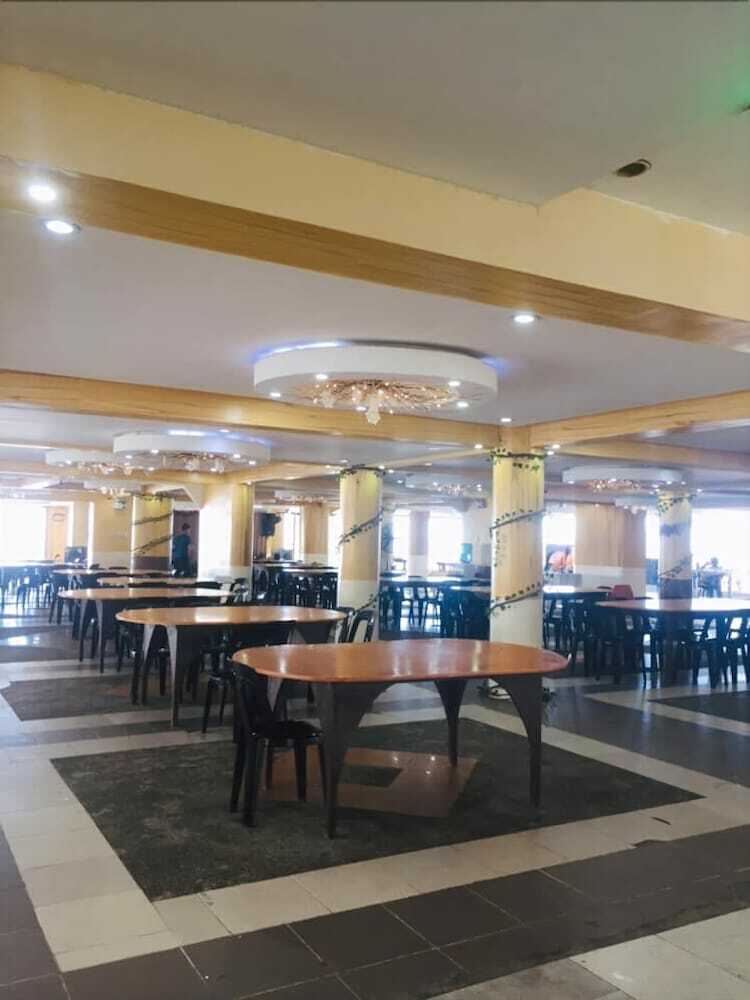 Morongstar Hotel And Resort