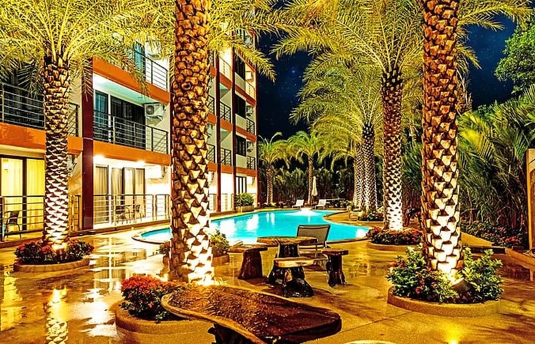 Aparthotel Mai Khao Beach Condotel