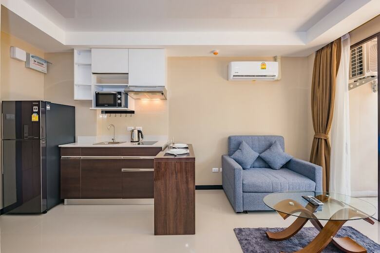 Aparthotel Mai Khao Beach Condotel