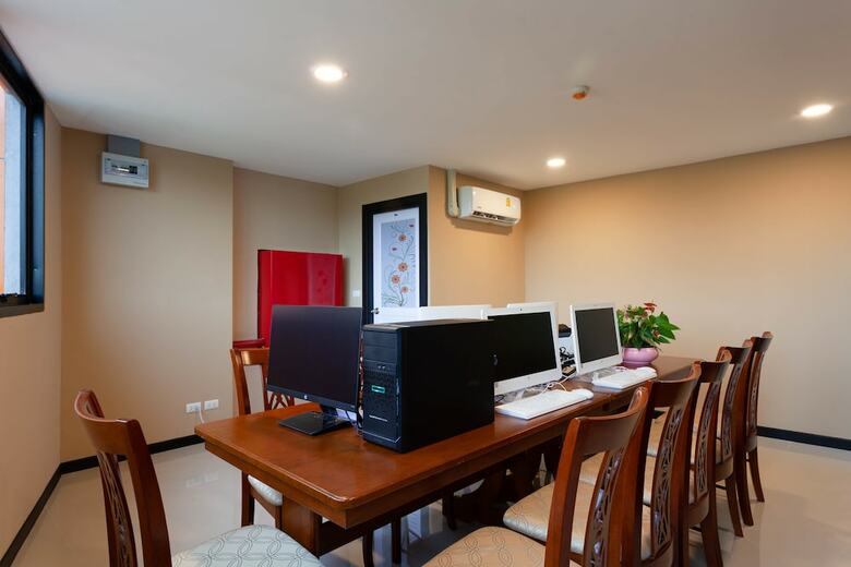 Aparthotel Mai Khao Beach Condotel