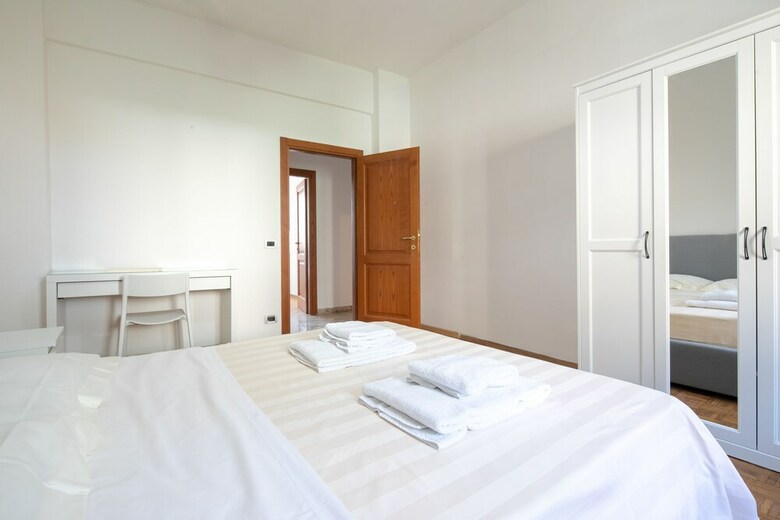 Apartamento Novoli 4 Bedrooms
