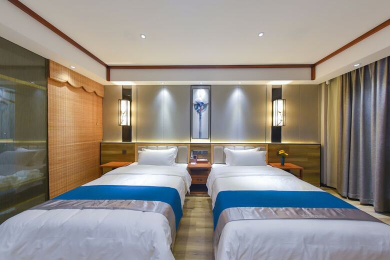Qianna Guanshan Hotel