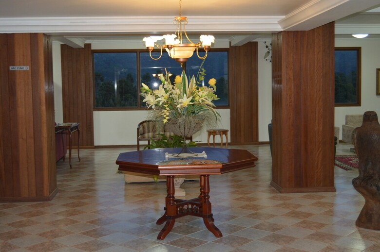 Hotel Ninho Do Falcao